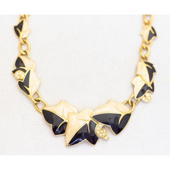 Vintage Gold and Black Bold Leaf Link Necklace 18 Inch by Trifari - AB1 - Picture 1 of 5